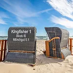 Prora - 2 Strandkoerben Am Strand Und Waschmaschine - Kingfisher Apartment *